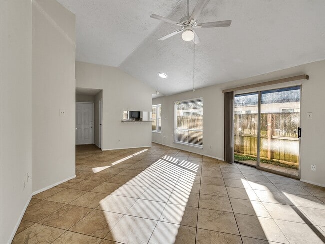 Photo - 22125 Diane Dr