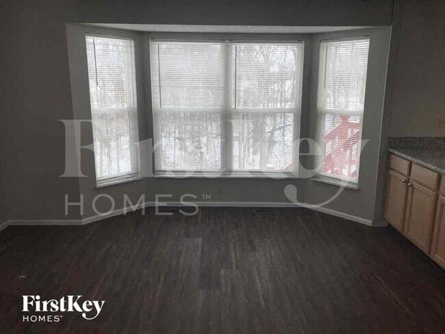 Photo - 4801 Greenburg Dr