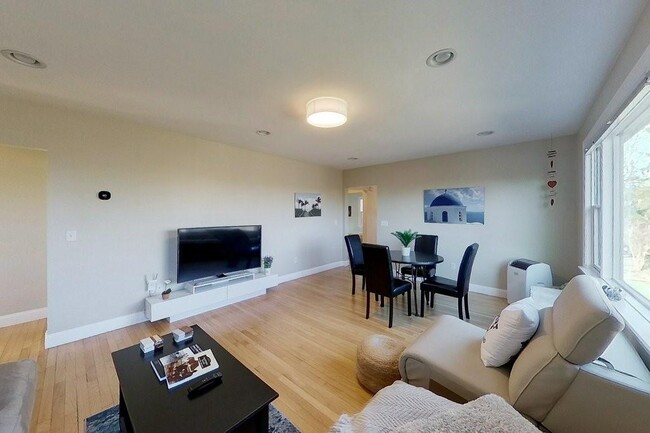 2 Boulevard Unit 2