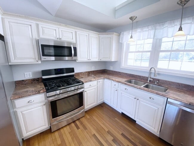 Photo - 21509 Cole Rd