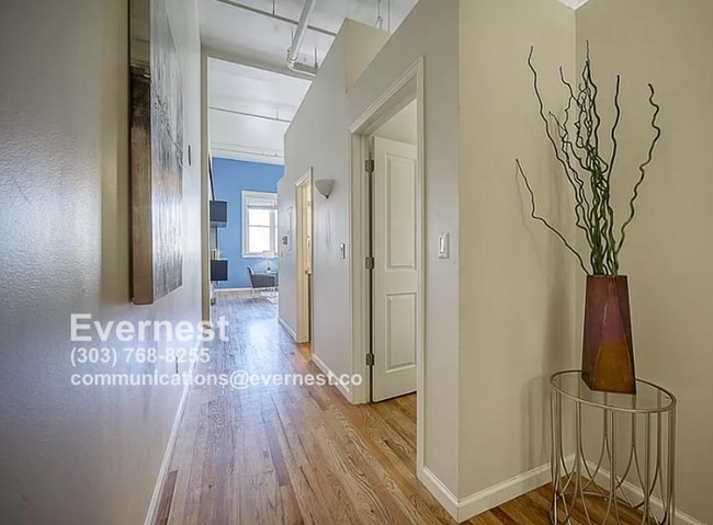 Photo - 1555 California St