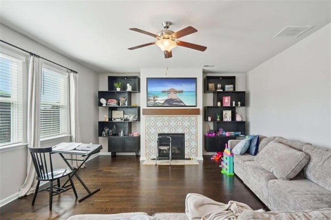 Photo - 3605 Broadwick Ln