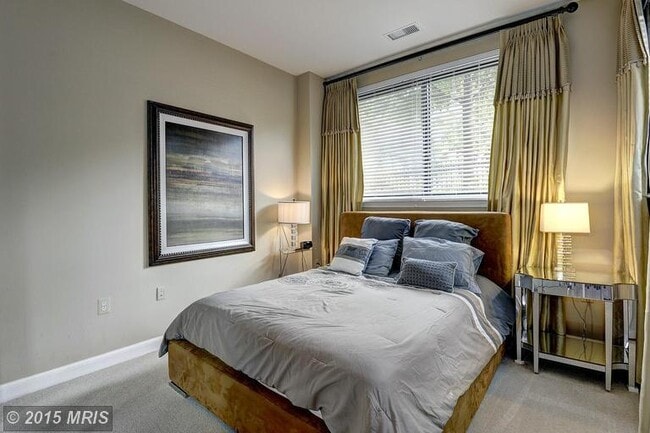 Photo - 2451 Midtown Ave