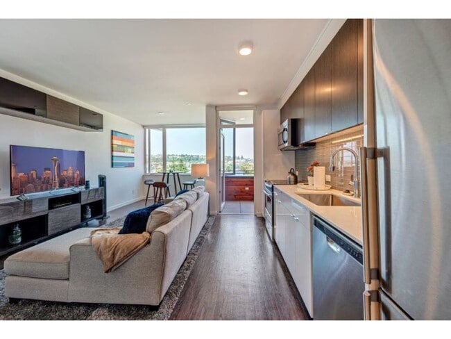 Photo - Shelton Eastlake