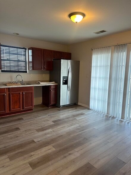 Photo - 8461 Pierce St