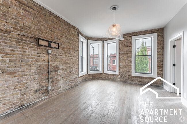 Building Photo - 3237 W Armitage Ave Unit 1 Rental
