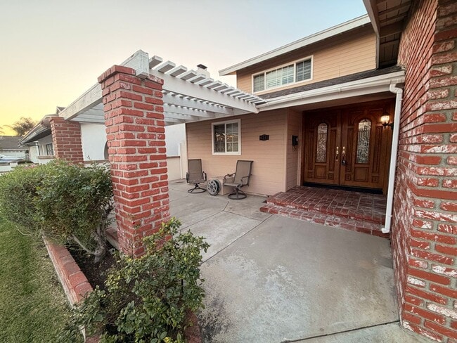 Photo - Beautiful 4 Bedroom 3 Bathroom La Palma House For Rent!