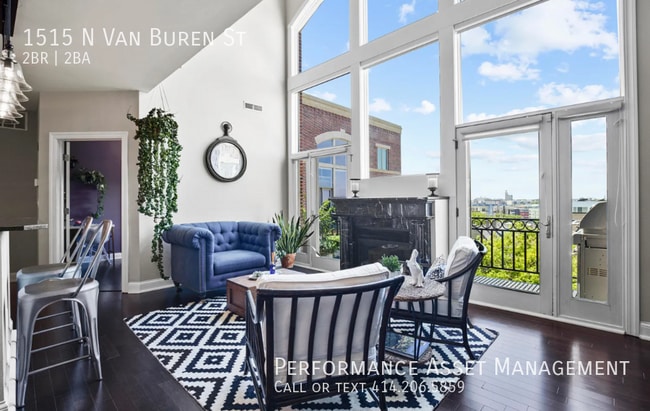 Photo - 1515 N Van Buren St Apartment