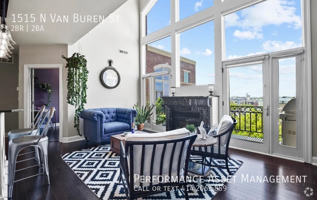 Building Photo - 1515 N Van Buren St Rental