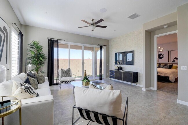 Photo - 1255 N Arizona Ave Unidad 1196