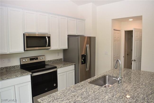 Photo - 4436 Adelaide Ave