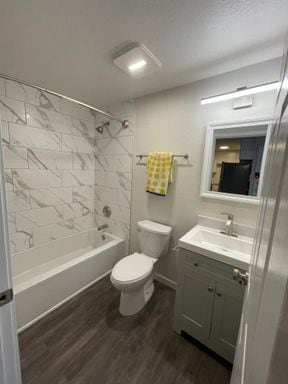 Photo - 1bed at Sparks Apartments - Newly remodeled! Unit 03