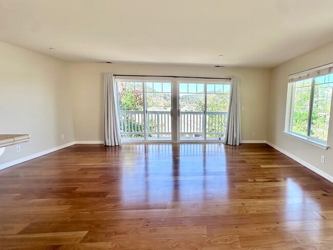 Photo - San Rafael Hillside Retreat