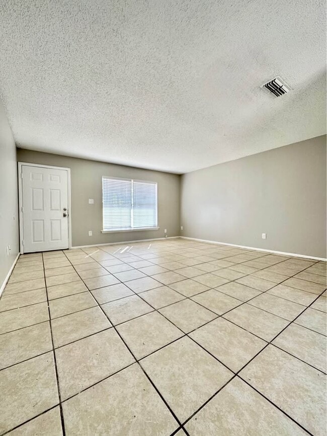 Photo - 166 Rosedale Dr