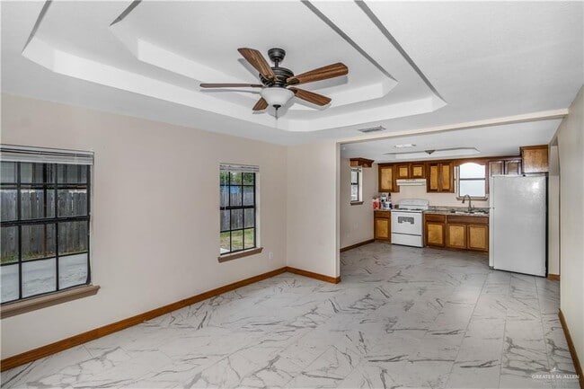 Photo - 9 Santa Rosa