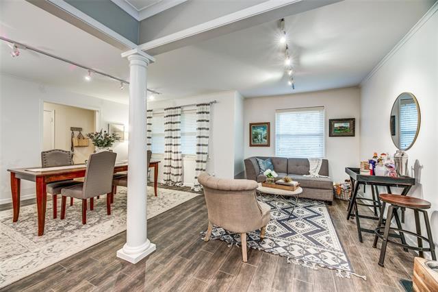 Photo - 9921 Windlake Cir