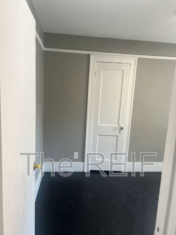 Building Photo - 7543 Lozier Ave Unit 1 Rental