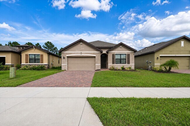 Photo - 927 Remington Green Dr SE