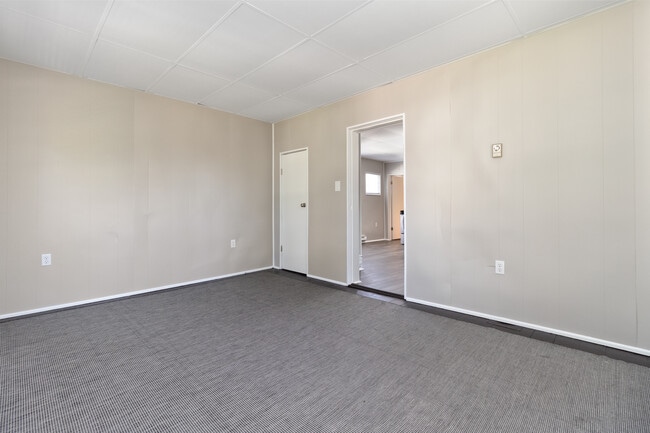 Photo - N. Park St Unit 3