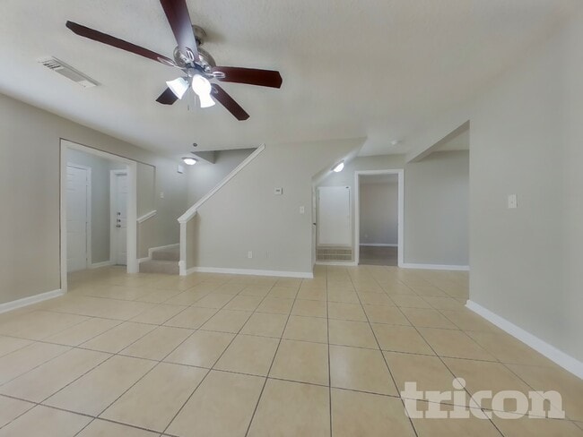 Photo - 3126 Kelling St