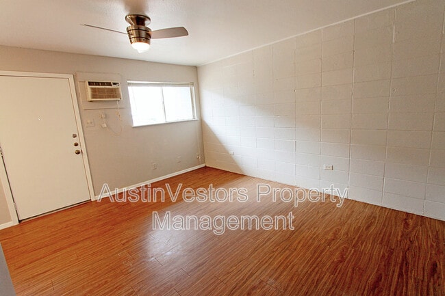 Photo - 903 Springdale Rd Unit Apt A