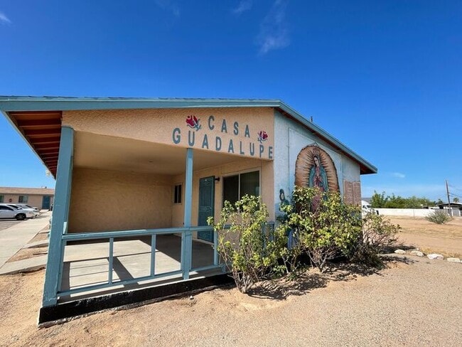 Photo - 330 E Corona Rd