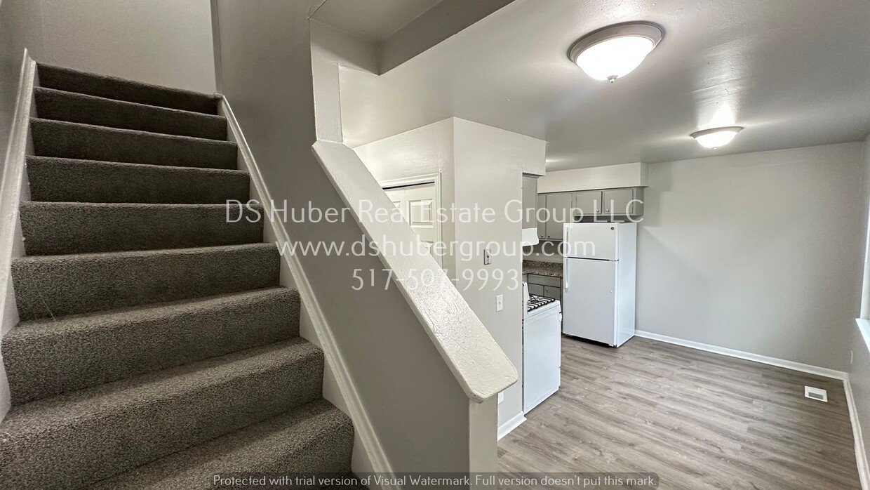 Photo - 925 Vincent Ct-