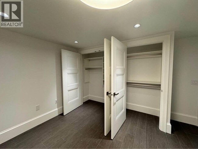 Photo - 947 Forest Hills Dr