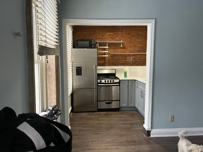 Photo - 398 Decatur St