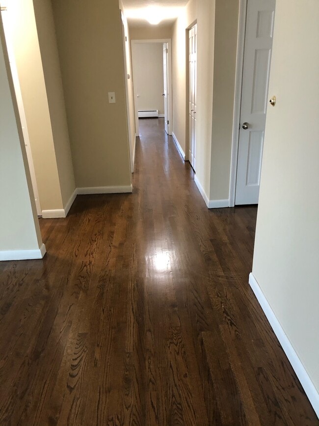 Photo - Fairview Street Apartments Unit C5