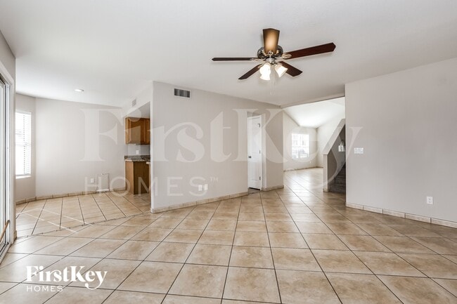 Photo - 16419 S 38th Pl