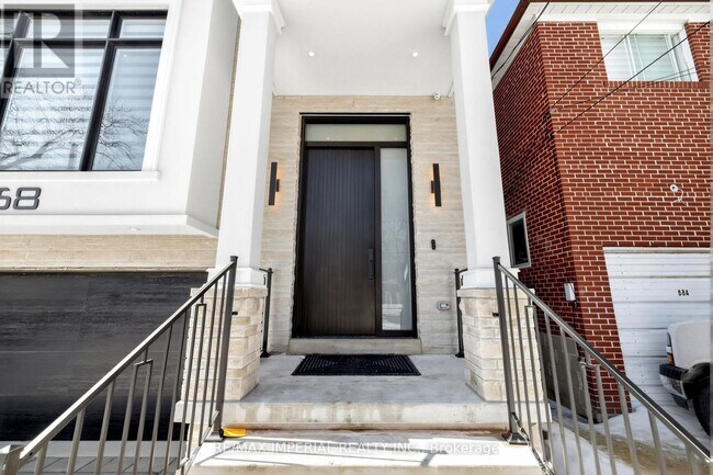 Photo - 68 Lynnhaven Rd