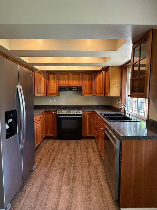 Photo - 3Bd/1.5Ba Kirkland House