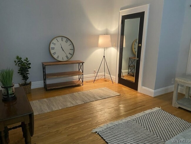 Photo - 176 St James Pl