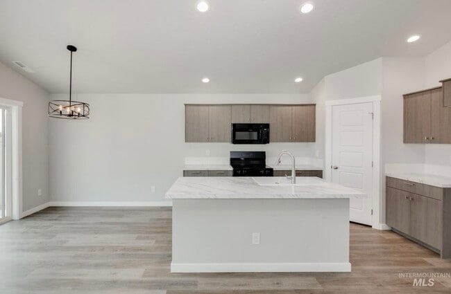 Photo - 5250 E Sublette St