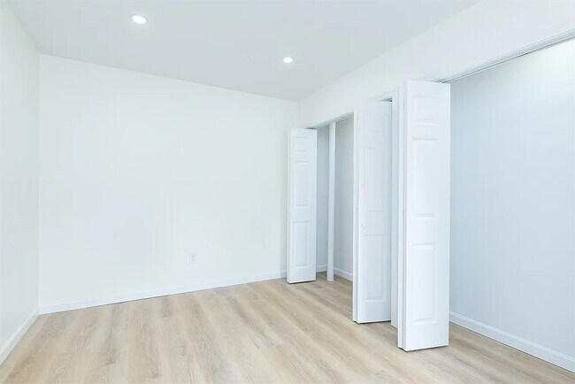 Photo - 71 Henshaw St Unit 2