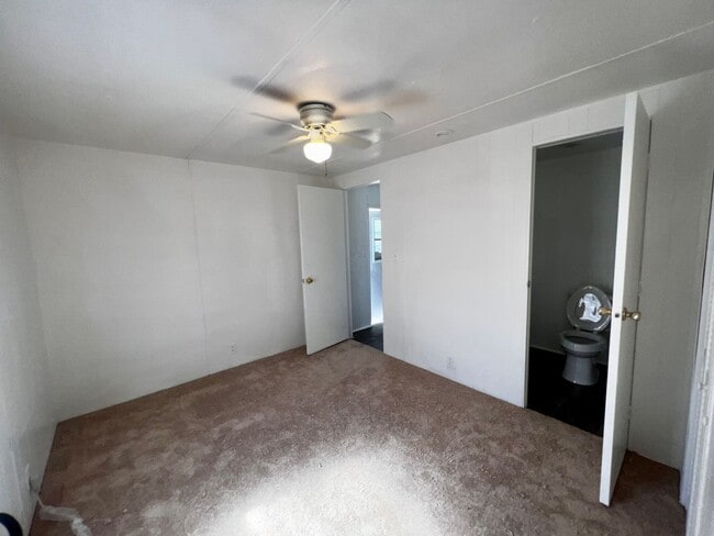 Photo - 1145 S Christiana Ave