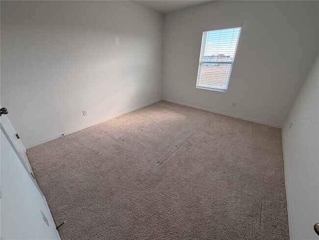 Photo - 3155 Voyager Ave