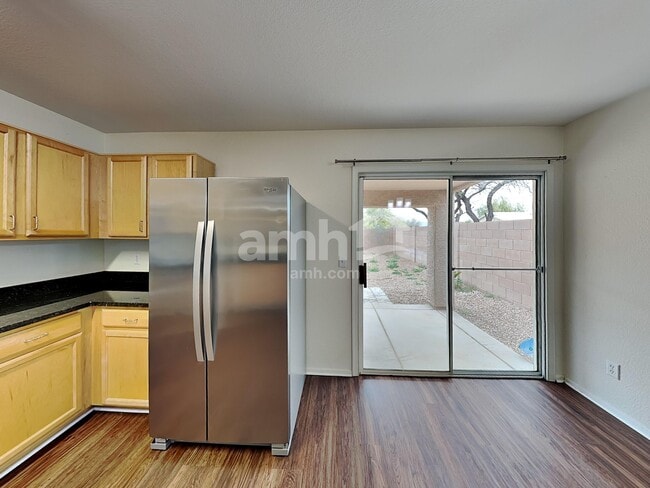 Photo - 10453 E Haymarket St