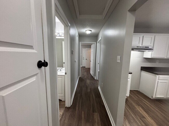 Photo - 7149 Charlton Way