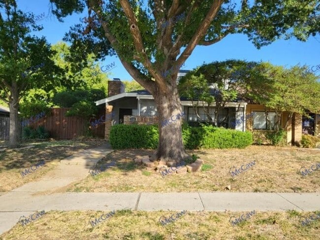 Building Photo - 2409 Sendero Trail