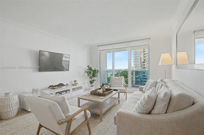 Photo - 2301 Collins Ave Unit 908