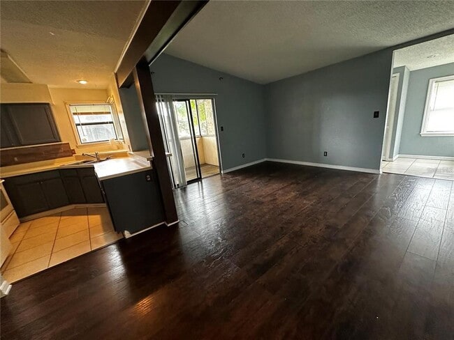 Photo - 2942 Antique Oaks Cir Unit 86