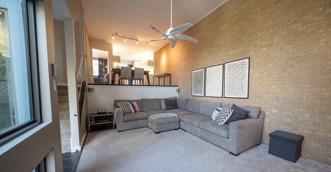Photo - 2504 Mandell St Unit 1