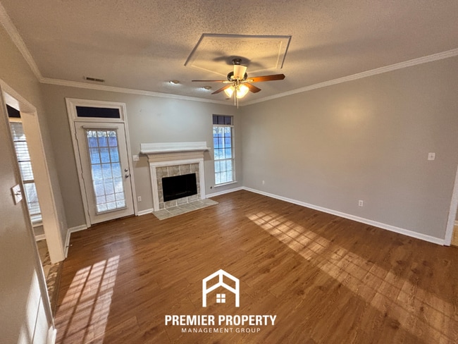 Photo - 416 Chadwick Cir