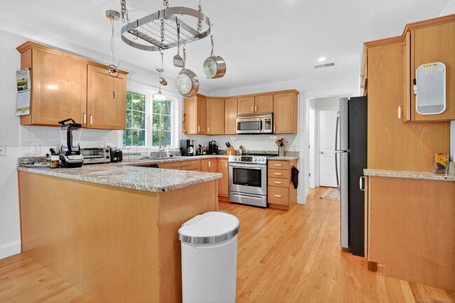 Photo - 49 Hydeville Rd