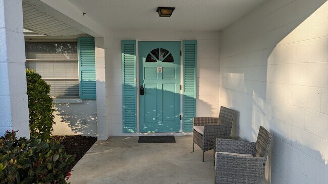 Photo - 567 Bradenton Rd