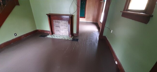 Photo - 73 E Blake Ave