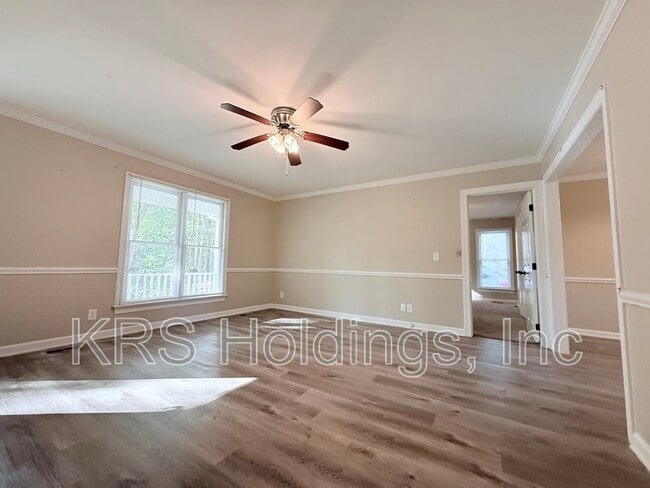 Photo - 1118 Country Club Ln
