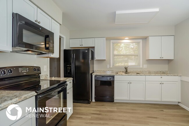 Photo - 9108 Switzer St